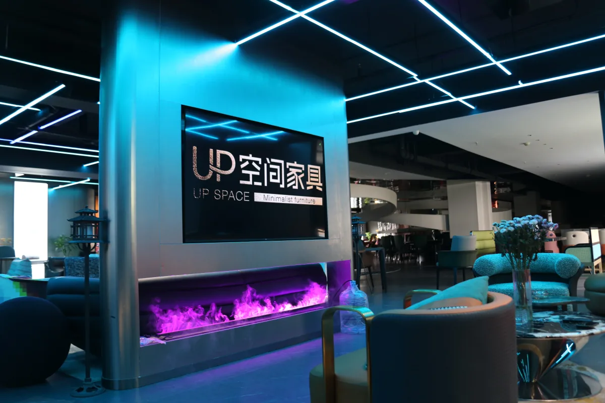 奕和家具旗下UP空间品牌兰州展厅实拍，保留现场原有标识